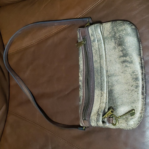 Fossil leather purse - Picture 3 of 9